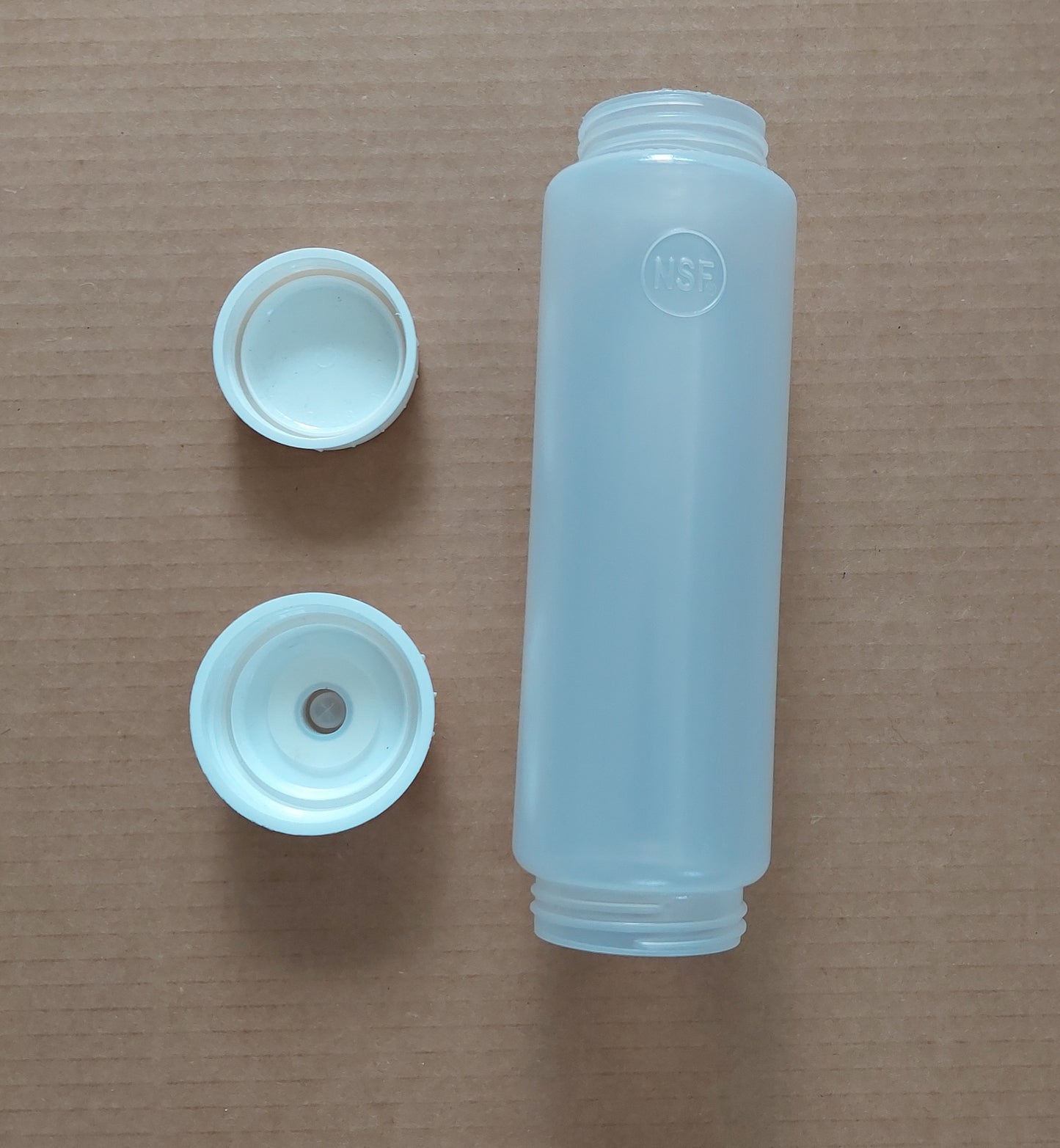 FIFO 16 oz Paint Squeeze Bottles with Medium Valve – Single or Pack of 4
